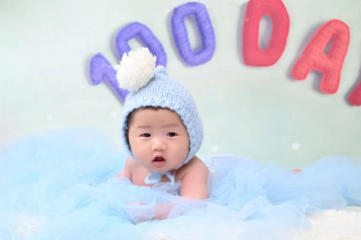 通化宝宝咬手指甲怎么回事 通化宝宝咬手指甲怎么回事